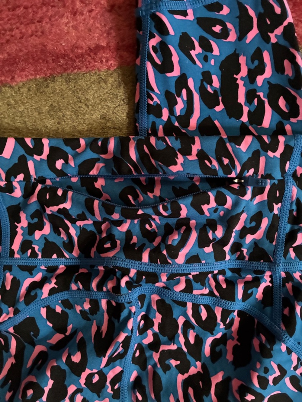 Bundle (2 pairs) of Sweaty Betty Power 7/8 length multicolor leggings, US size 6 - Picture 13 of 13
